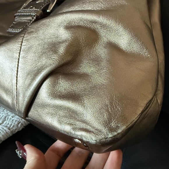 Metallic Coach Handbag - Picture 10 of 11